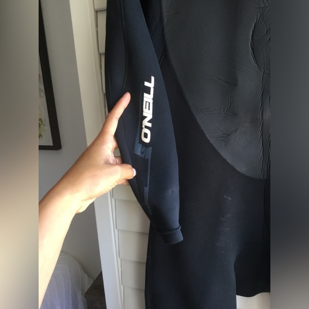 O'Neill Wetsuit - Picture 4 of 10